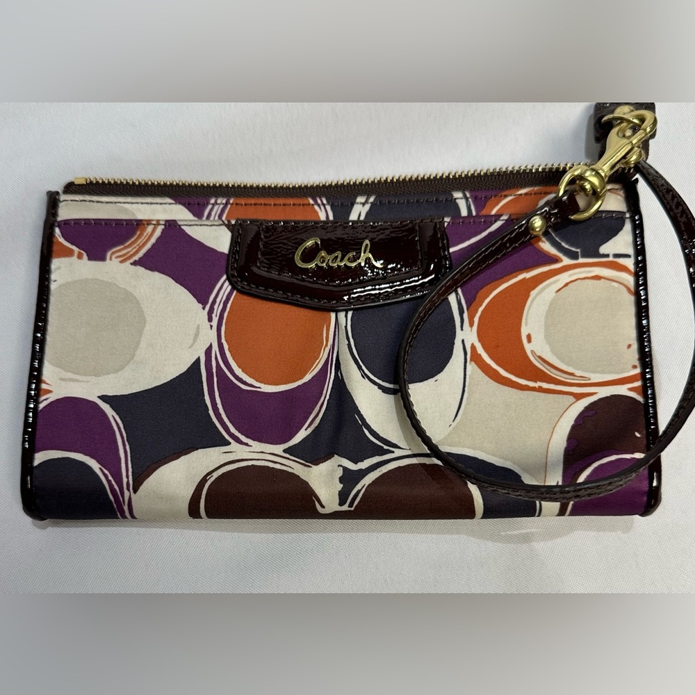 Coach wristlet wallet.